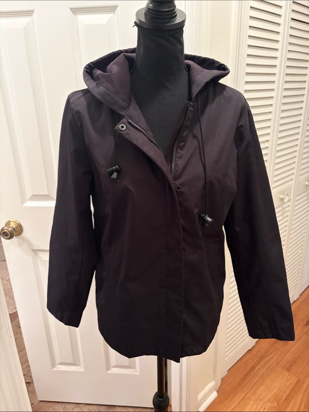 GAP Women's Hooded Rain Jacket